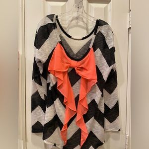 Women’s Size Large Black/White Chevron Sweater with Neon Coral Bow Back